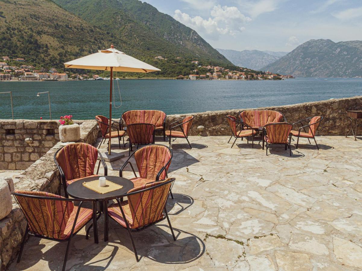 Kamena Palata Apartments Kotor Exterior photo