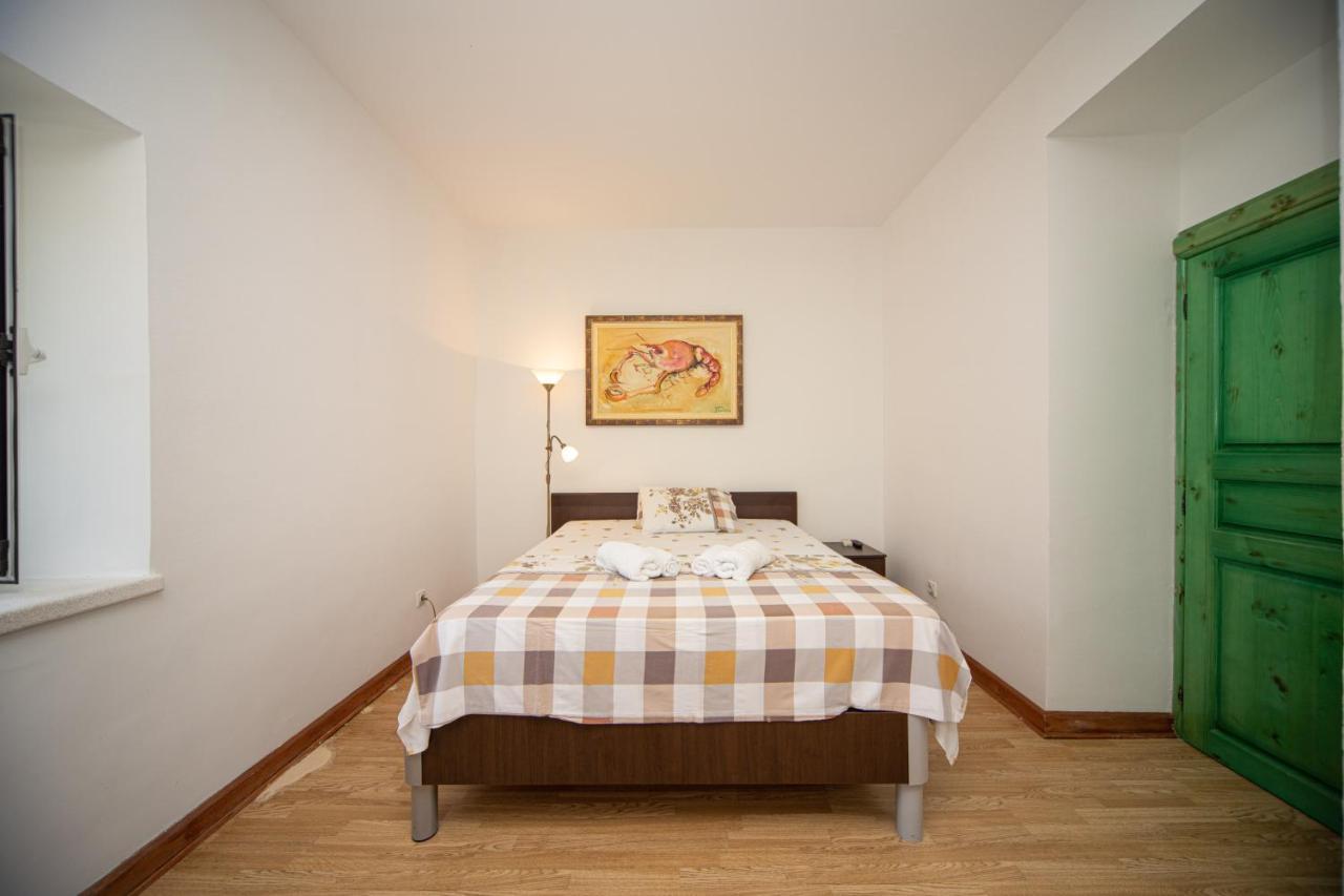 Kamena Palata Apartments Kotor Exterior photo